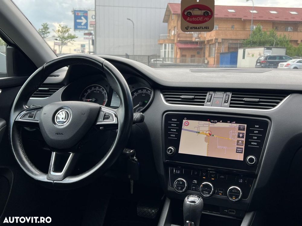 Skoda Octavia - 8
