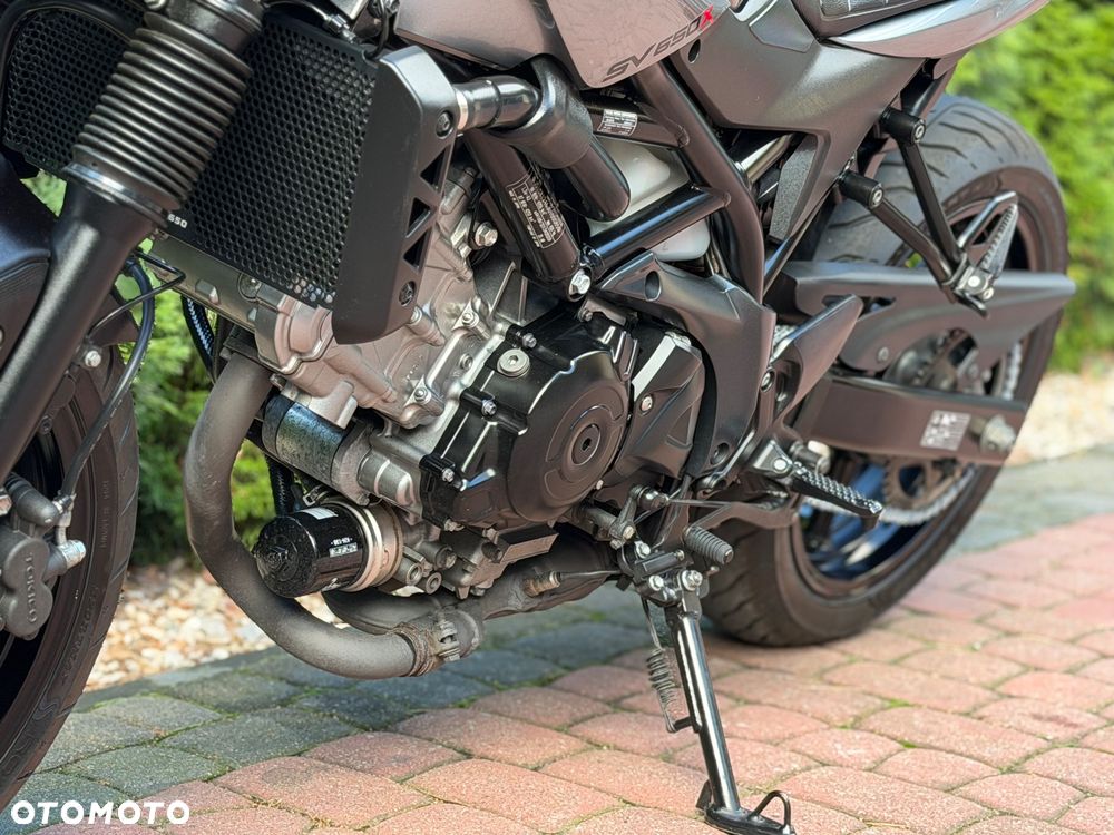 Suzuki SV - 17