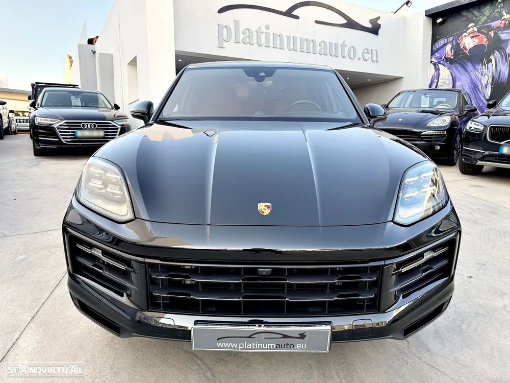 Porsche Cayenne Coupé E-Hybrid - 8