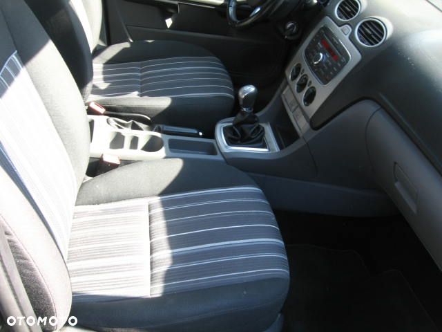 Ford Focus 1.6 Gold X EU5 - 13