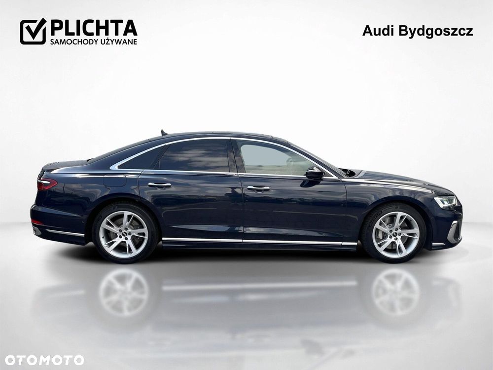 Audi A8 - 7