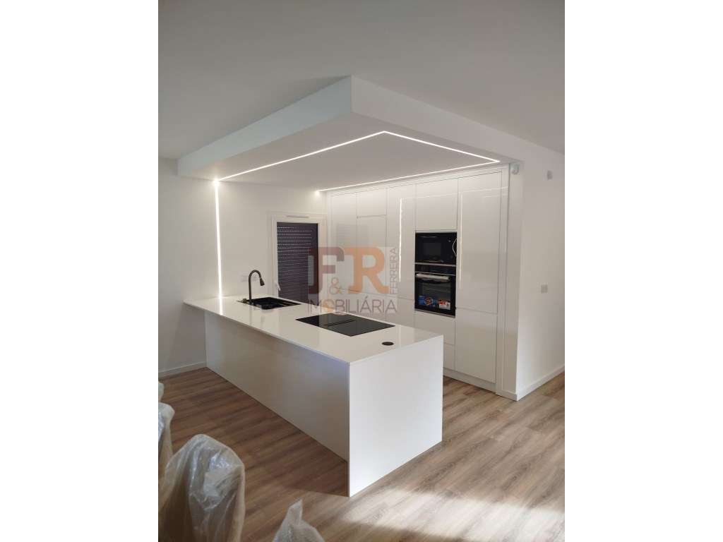 Moradia Térrea T3+1 com Piscina Fernão Ferro - Grande imagem: 5/16