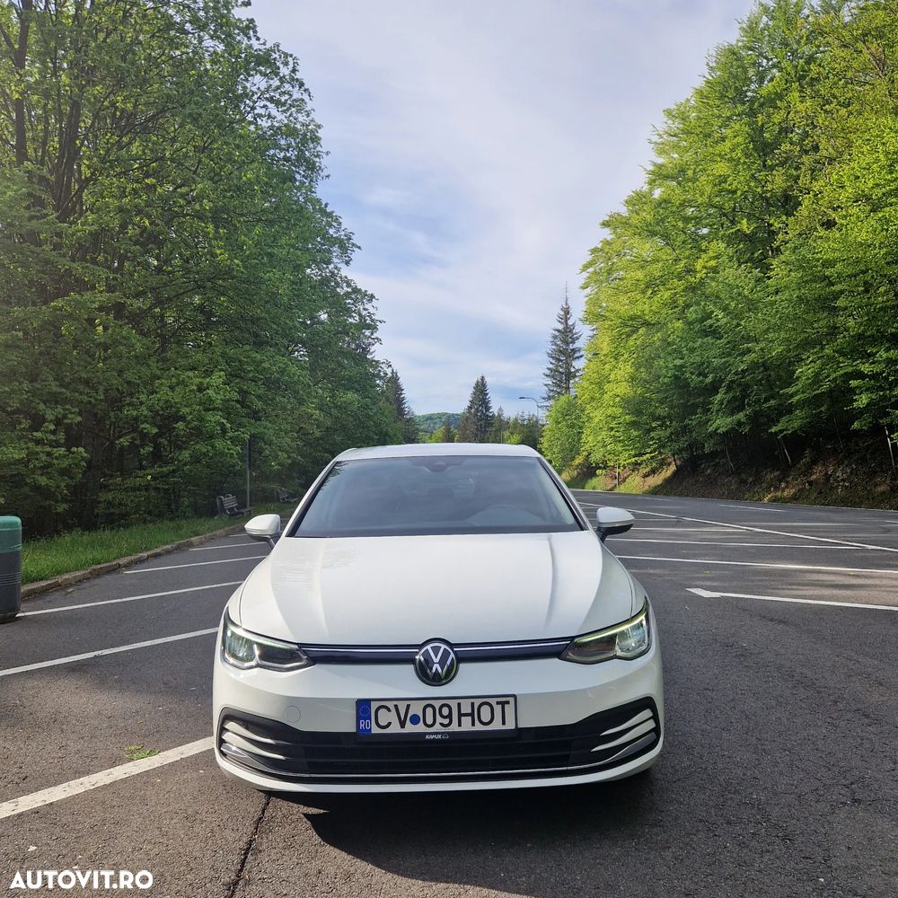 Volkswagen Golf - 2