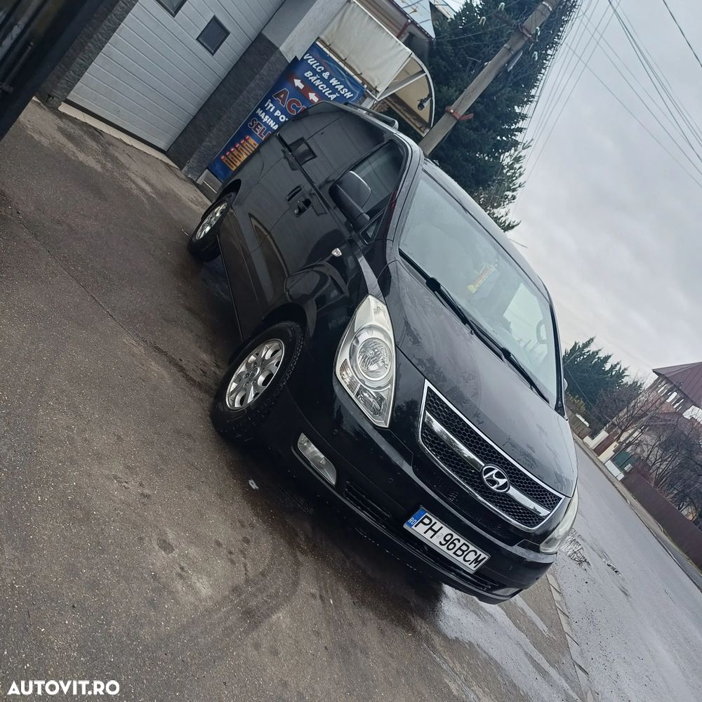 Hyundai H-1 2.5 CRDi Travel Comfort - 2