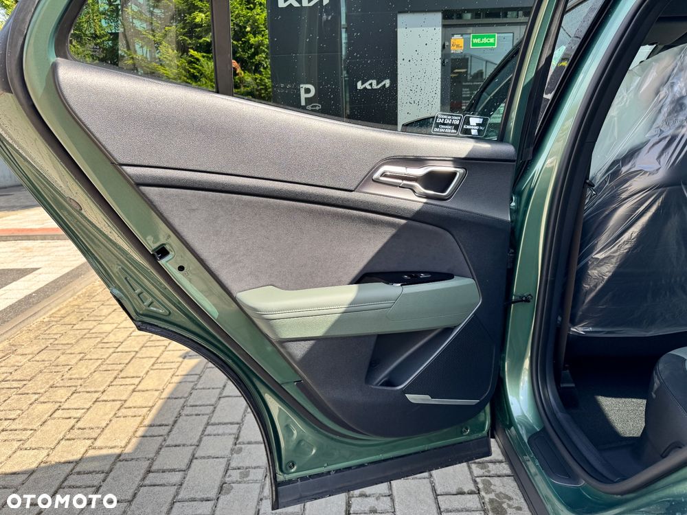 Kia Sportage 1.6 T-GDI HEV Anniversary 4WD - 11