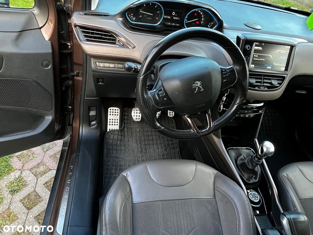 Peugeot 2008 ver-1-6-e--hdi-allure-s-s - 5