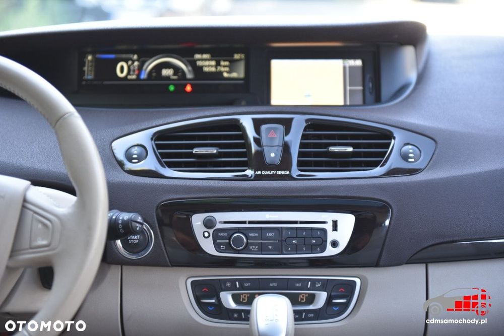 Renault Scenic - 25