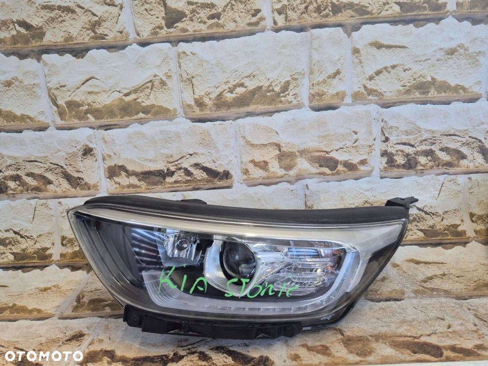 Reflektor Przód strona lewa KIA Stonic soczewka z led - 3