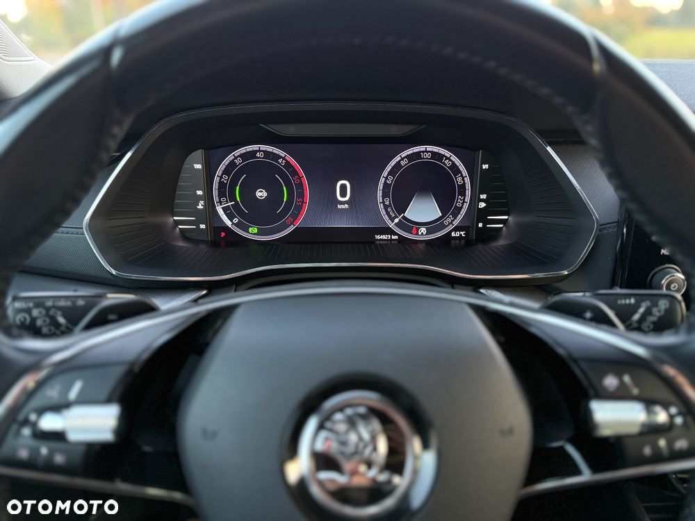 Skoda Octavia 2.0 TDI Ambition DSG - 21