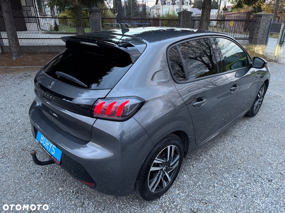 Peugeot 208 PureTech 100 EAT8 Allure - 28