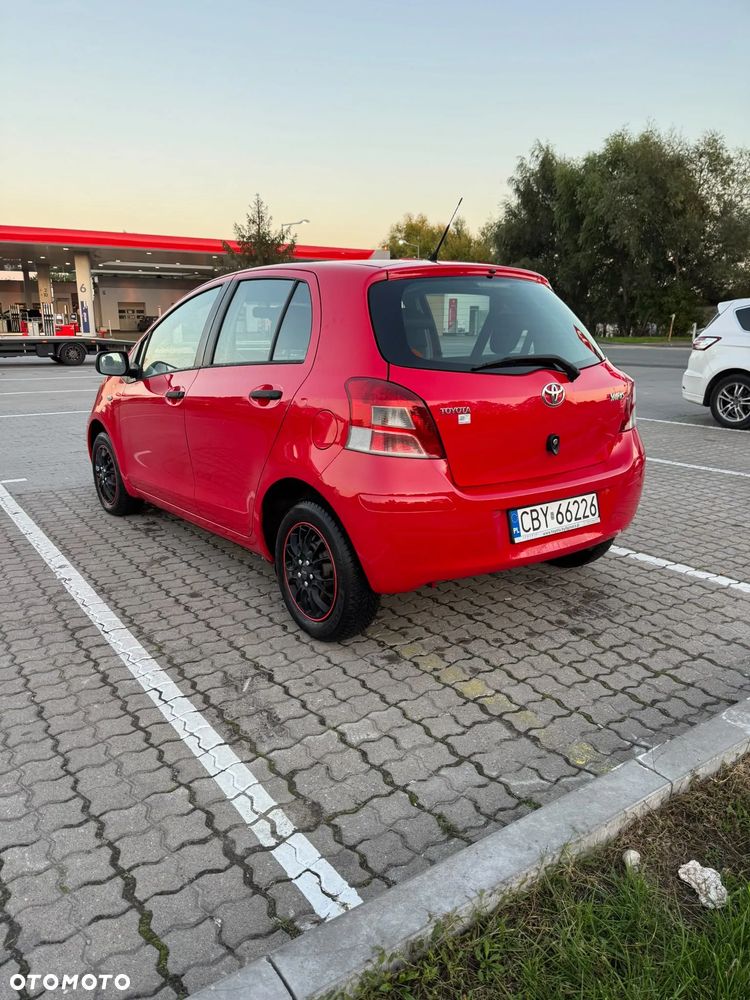 Toyota Yaris - 3