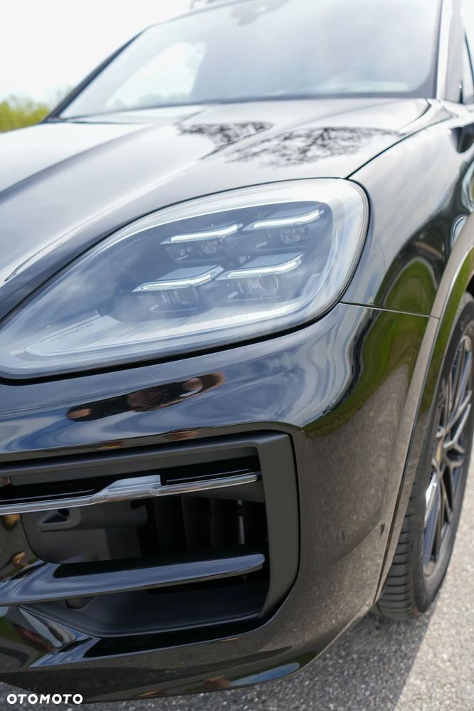 Porsche Cayenne Standard - 10