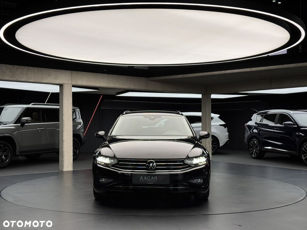 Volkswagen Passat - 9