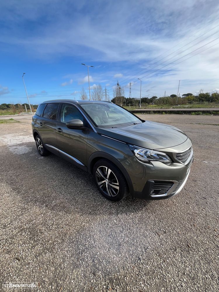 Peugeot 5008 1.2 PureTech Allure J18 - 1