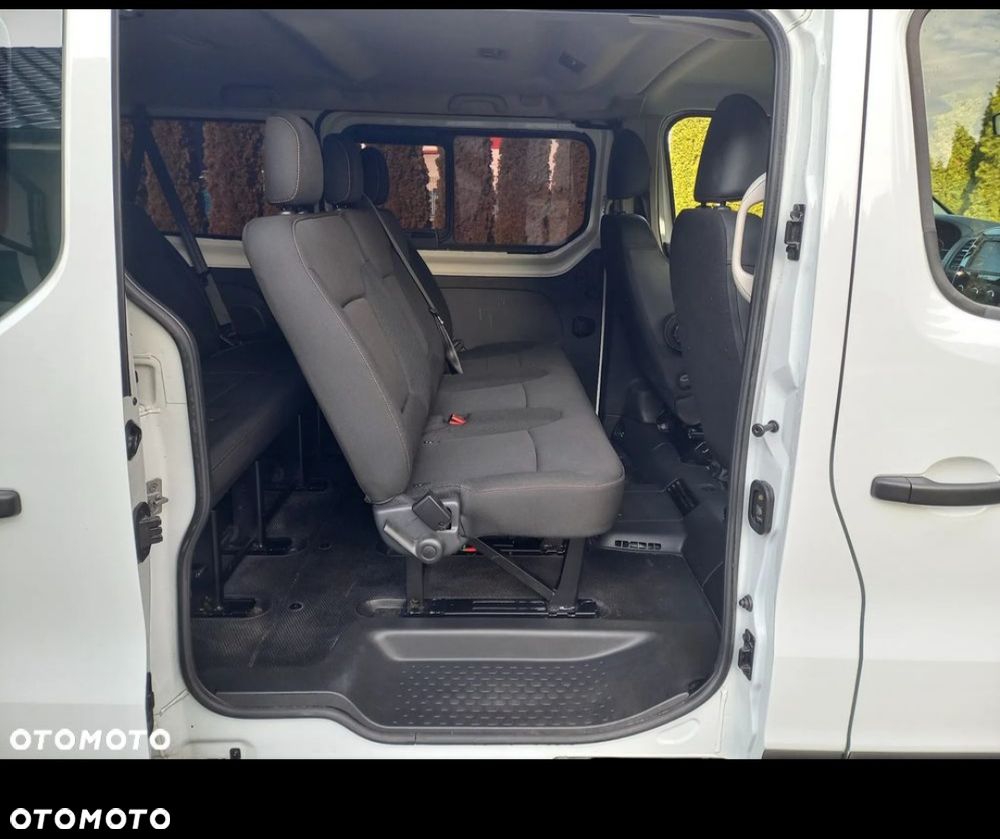 Renault Trafic 2.0 dCi EDC - 8