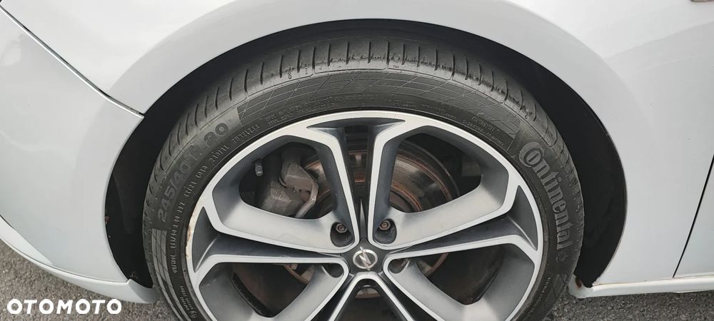 Opel Astra 1.6 Turbo Edition - 24