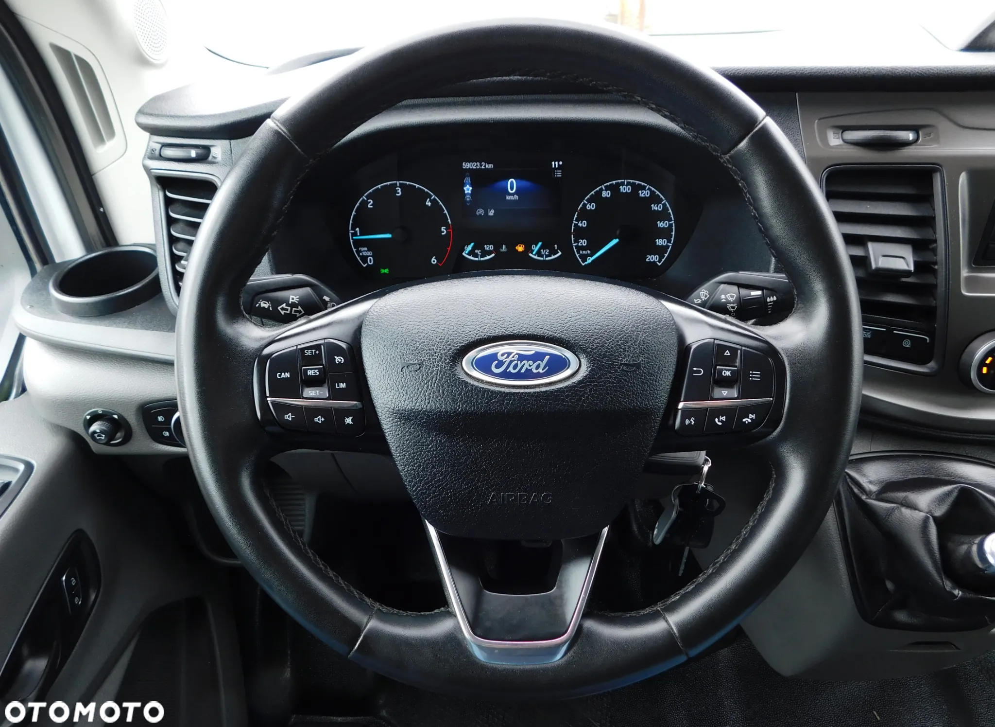 Ford Transit - 10