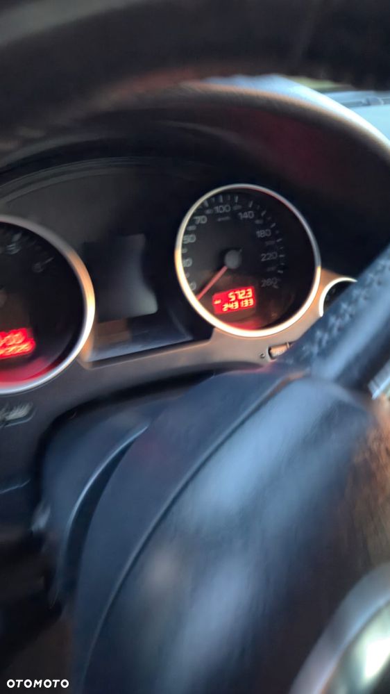 Audi A4 Cabrio 1.8 T multitronic - 7