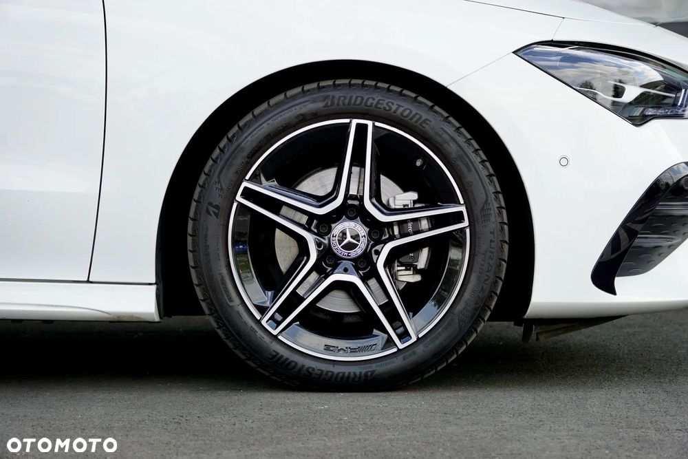 Mercedes-Benz CLA 180 mHEV AMG Line 7G-DCT - 16