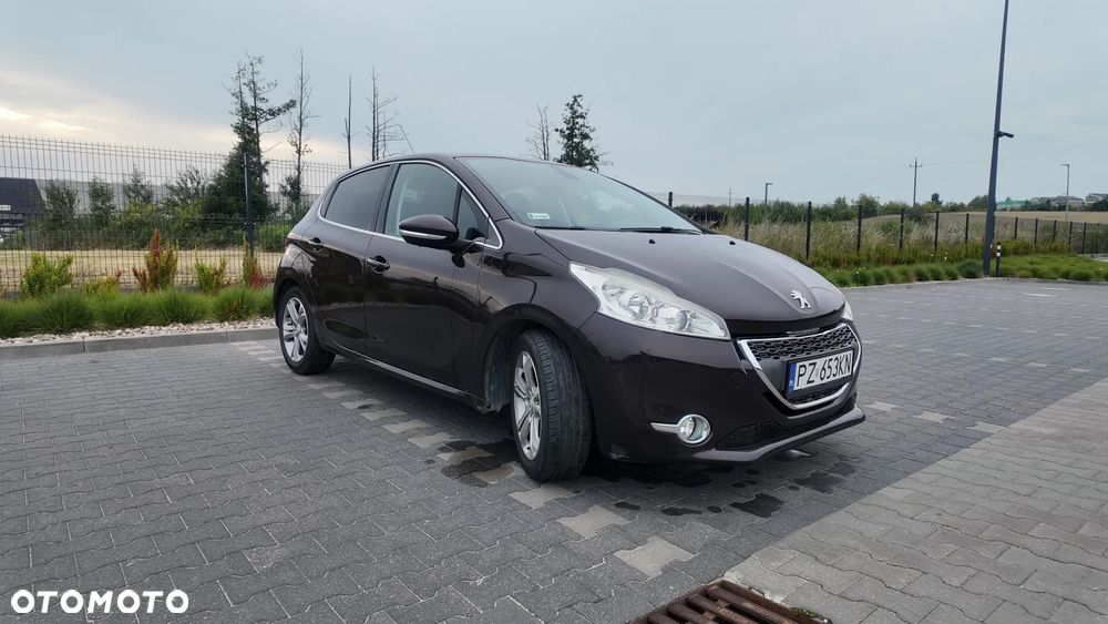 Peugeot 208 1.2 PureTech Active - 4