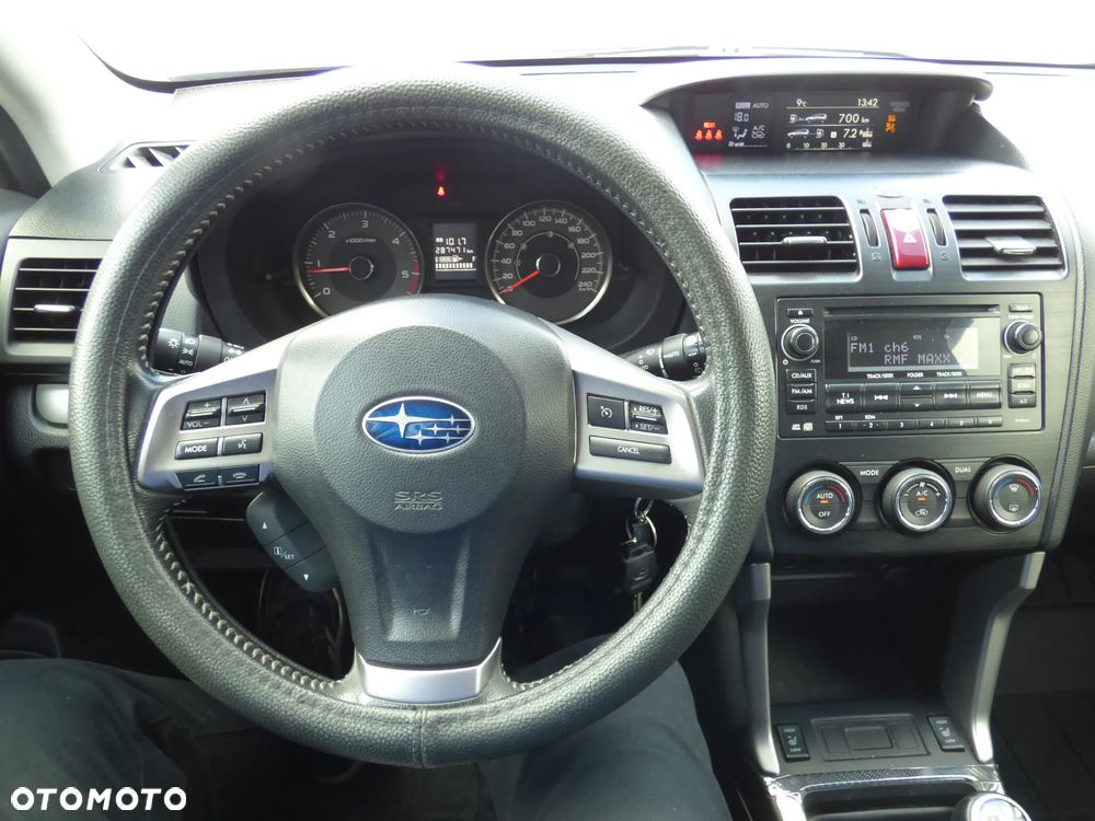 Subaru Forester 2.0D Exclusive - 9