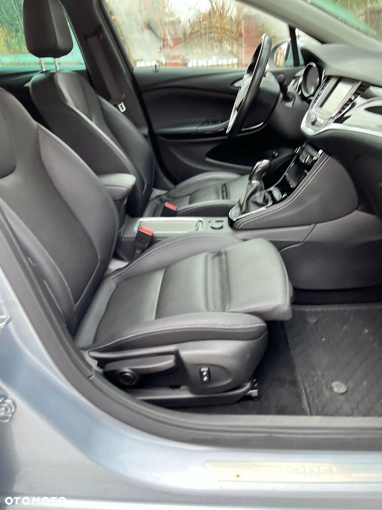 Opel Astra 1.6 CDTI Elite S&S - 18