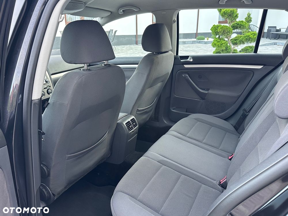 Volkswagen Golf 1.6 Highline - 15