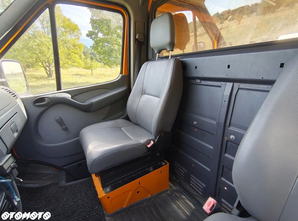 Mercedes-Benz SPRINTER - 10