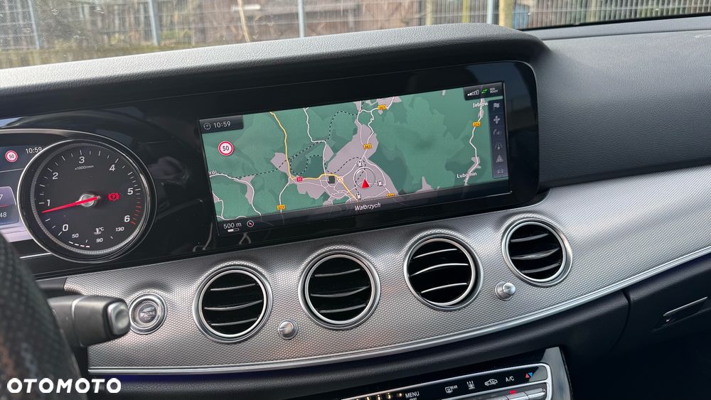 Mercedes-Benz Klasa E 220 d 9G-TRONIC - 17