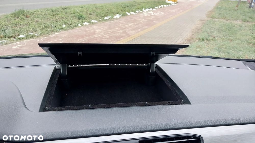 Volkswagen Caddy 2.0 (7-Si.) DSG Maxi Trendline - 26