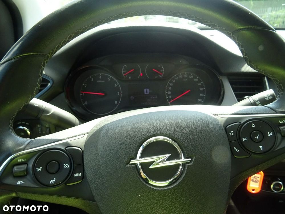 Opel Crossland X - 16