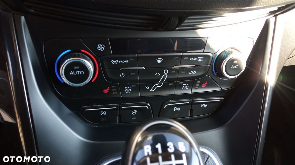 Ford C-MAX 1.5 TDCi Start-Stop-System Titanium - 8