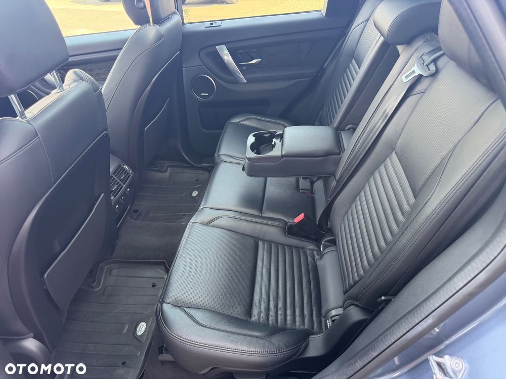 Land Rover Discovery Sport P250 HSE - 23