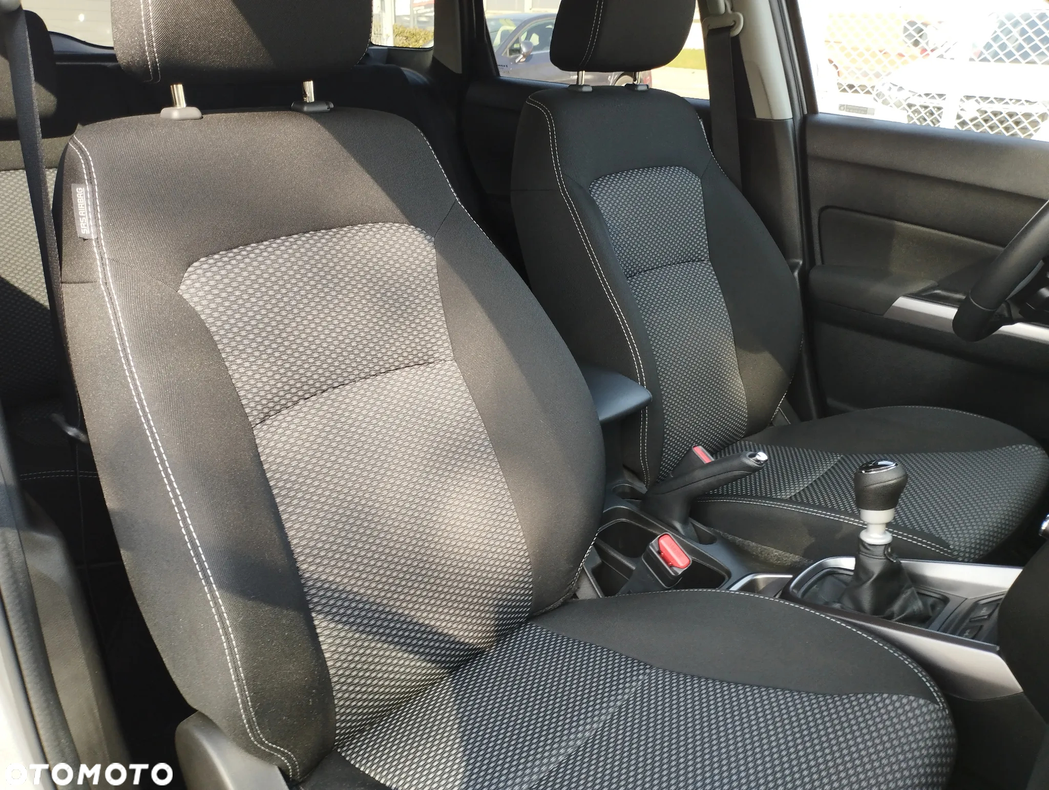 Suzuki Vitara 1.4 Boosterjet SHVS Premium 2WD - 14