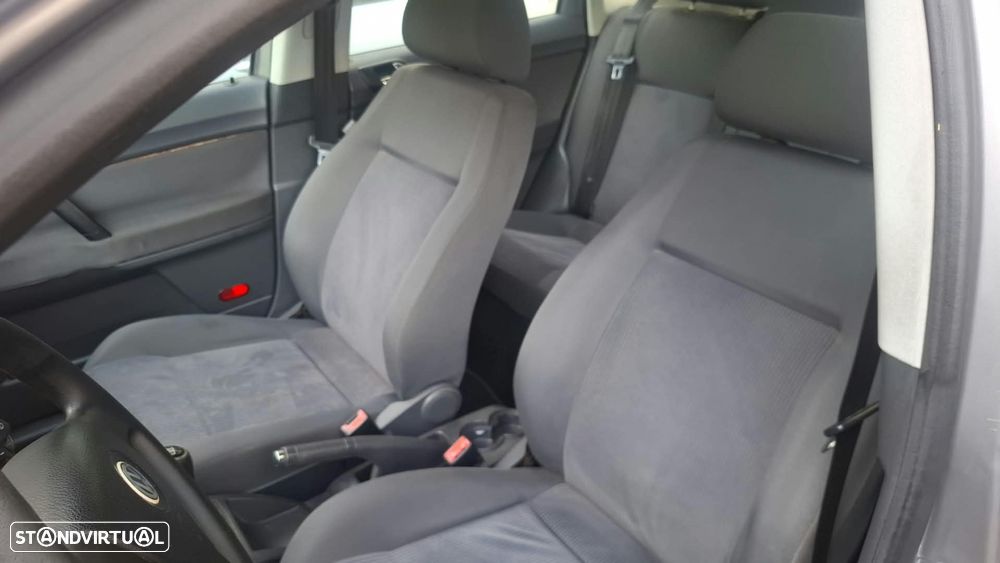 VW Polo 1.4 TDi Confortline - 10