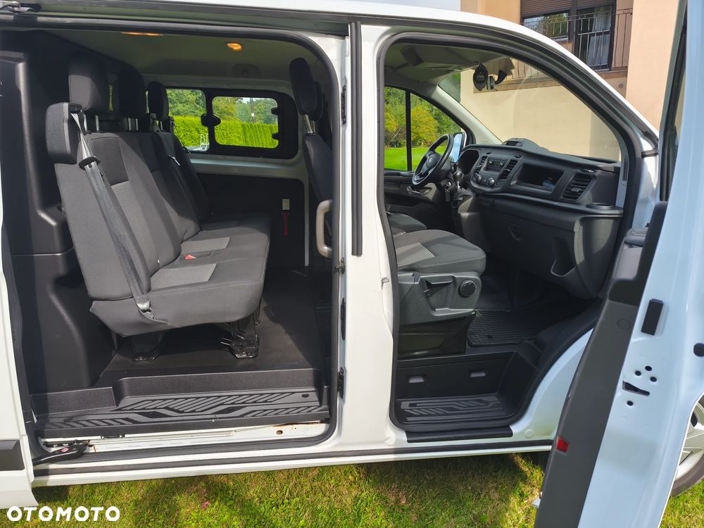 Ford TRANSIT CUSTOM - 18