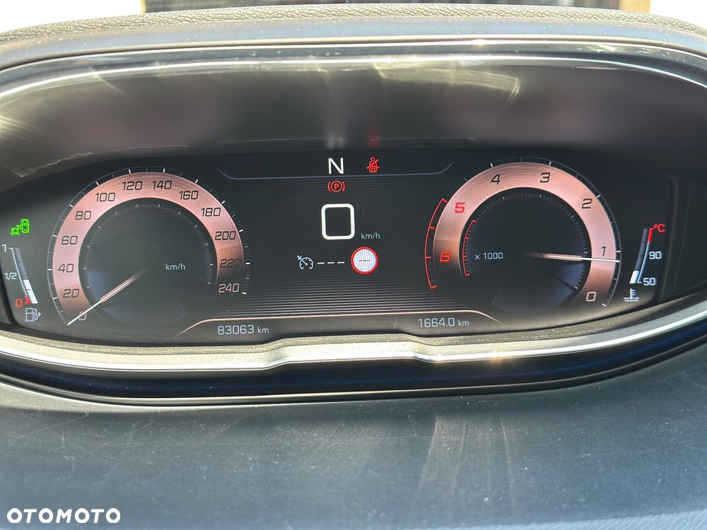 Peugeot 3008 BlueHDi 130 Stop & Start EAT8 Allure - 35