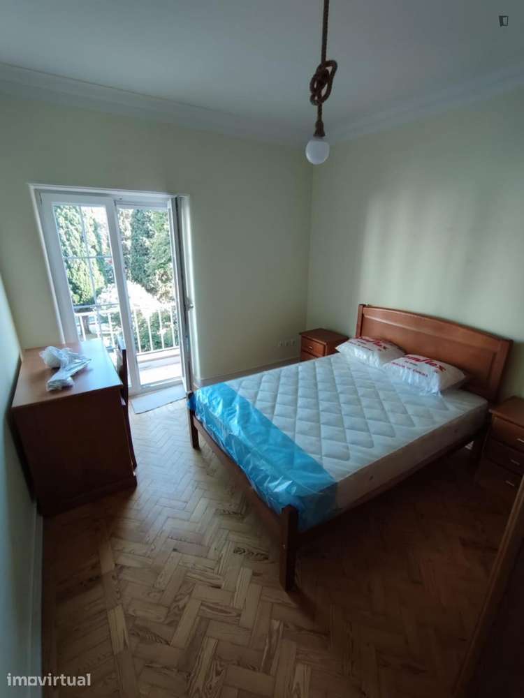 Quarto - localizado em Alvalade Lisbon - Grande imagem: 4/14