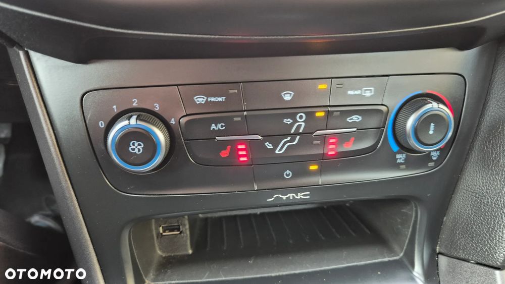 Ford Focus - 18