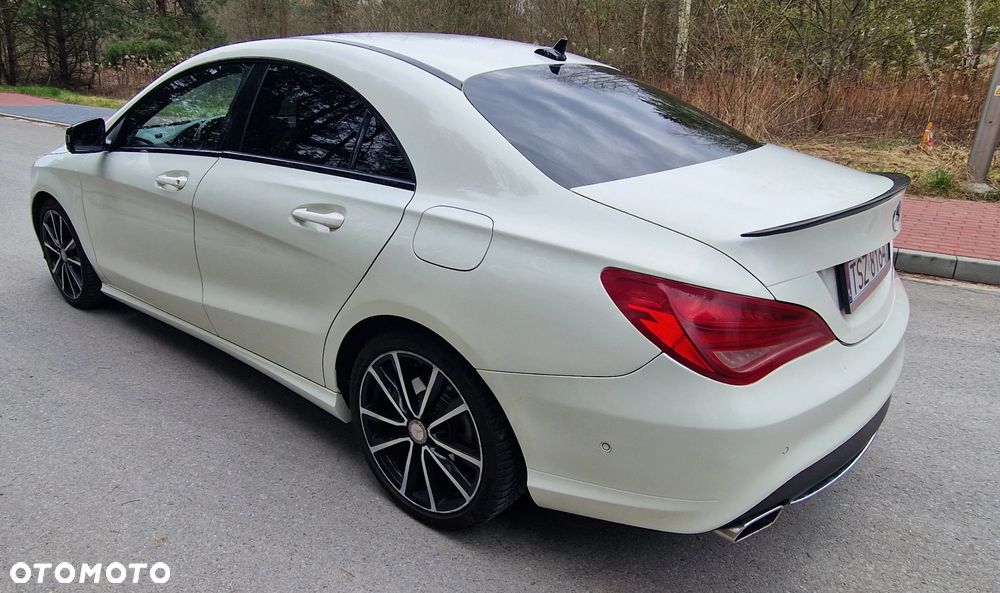 Mercedes-Benz CLA 200 Urban - 7