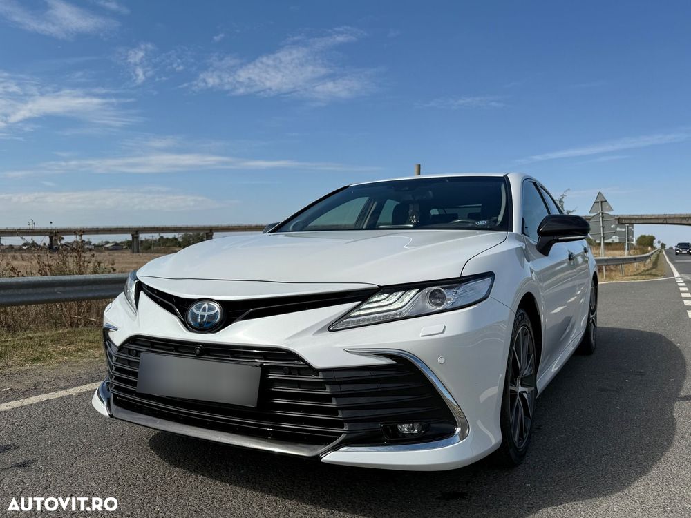 Toyota Camry 2.5 Hybrid Exclusive - 3