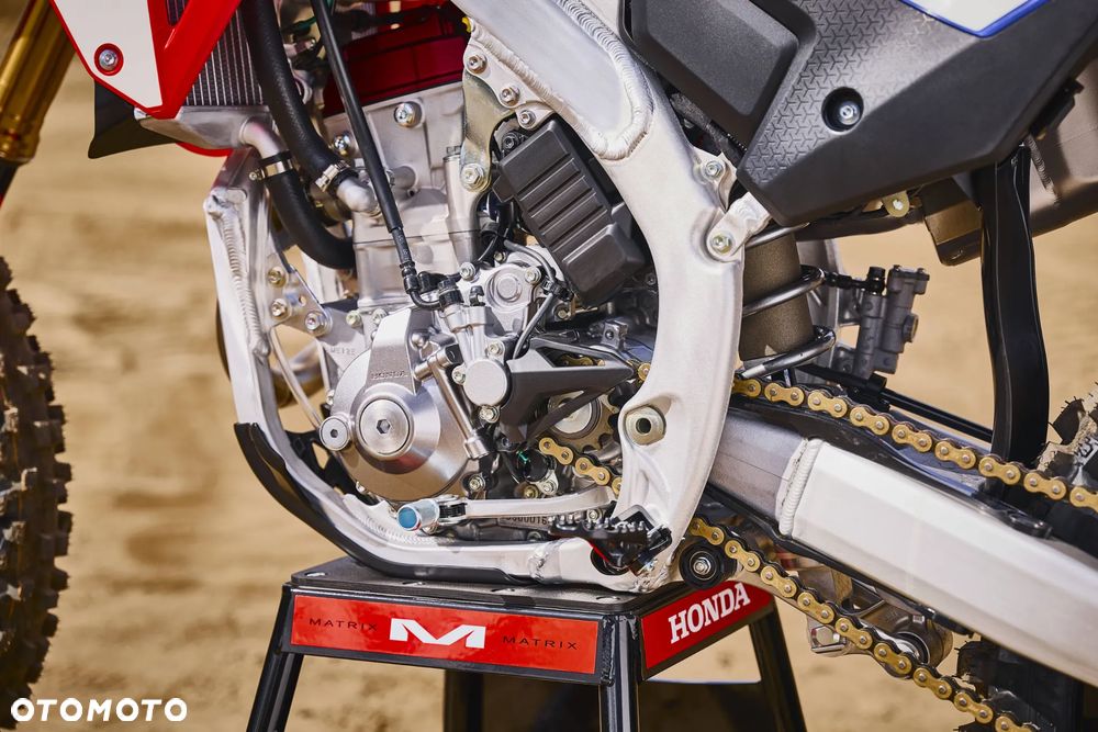 Honda CRF - 12