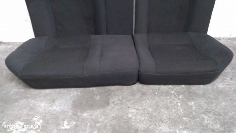 Estofos De Trás Volkswagen Polo Classic (6V2) - 3
