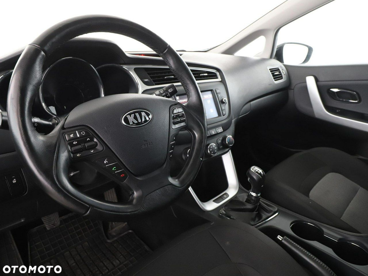 Kia Ceed 1.4 CVVT Dream Team Edition - 14