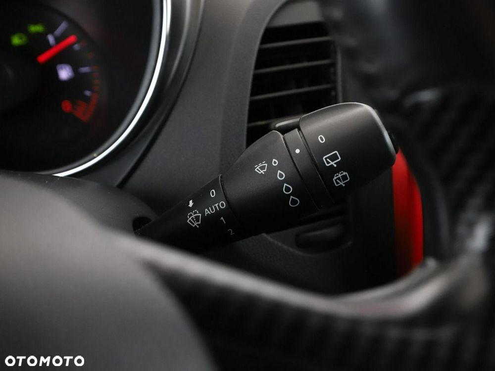 Renault Captur 1.2 Energy TCe XMOD EDC - 33
