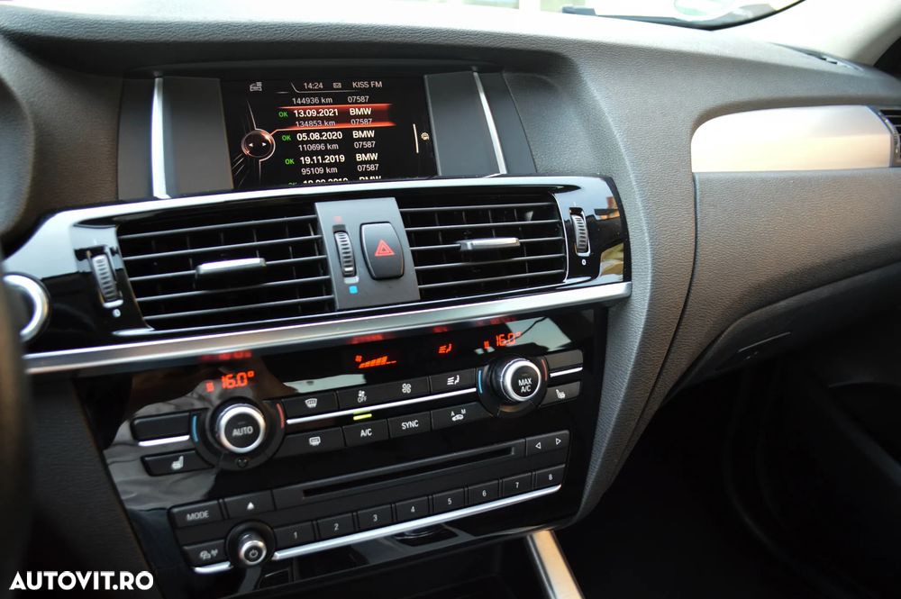 BMW X4 xDrive20i AT Advantage - 19