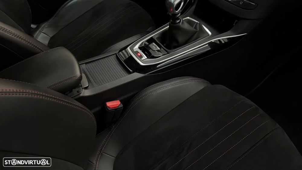 Peugeot 308 SW 2.0 BlueHDi GT Line - 17