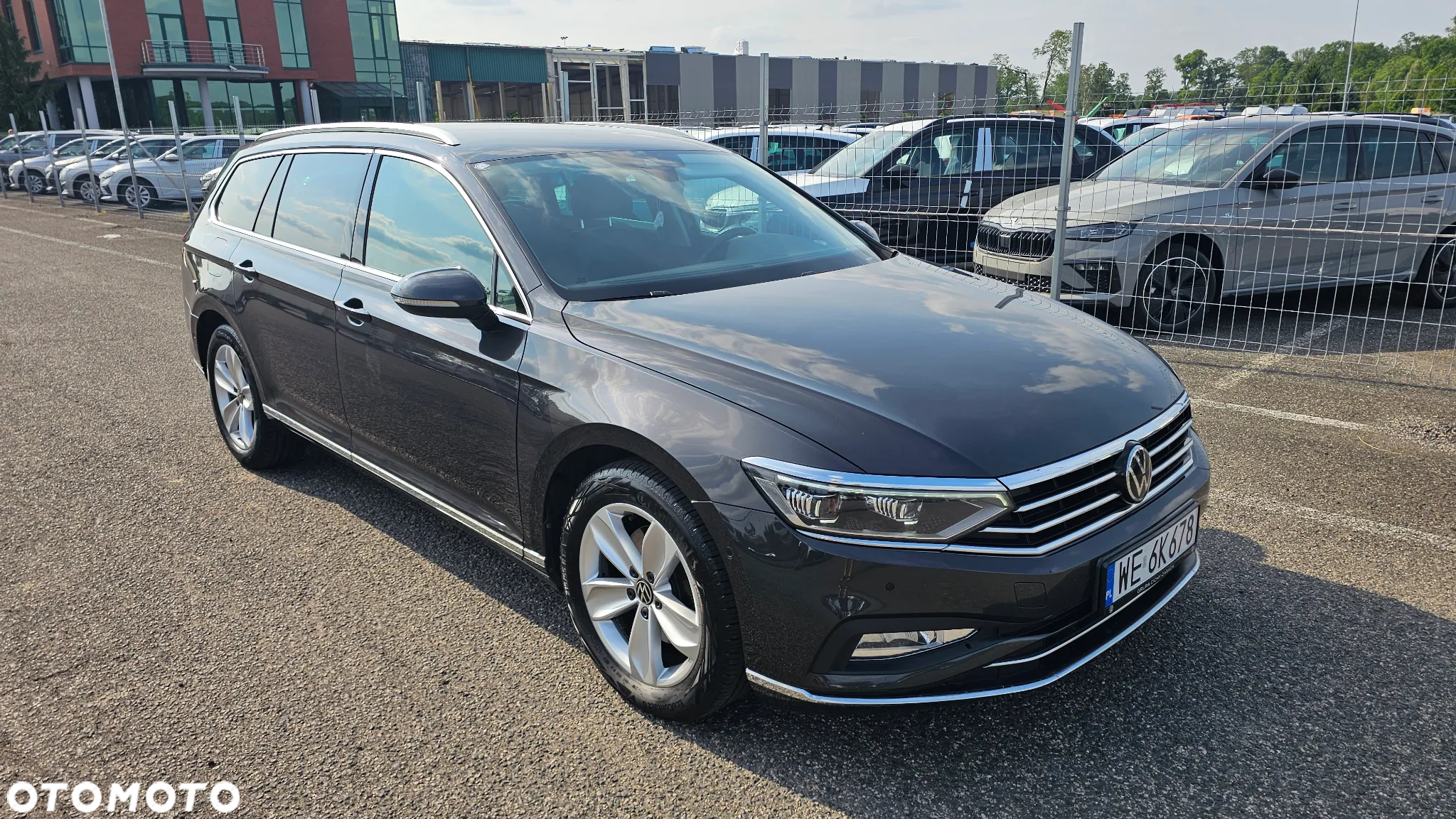 Volkswagen Passat 2.0 TDI EVO Elegance DSG - 2