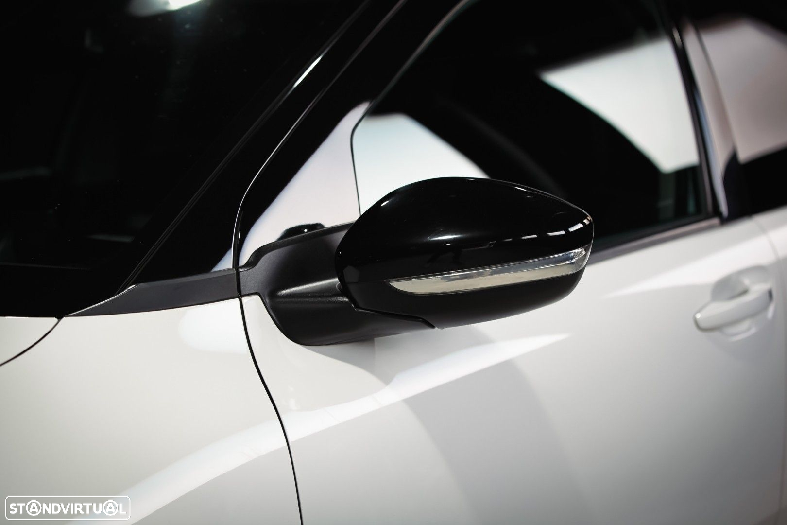 Citroën C4 Cactus BlueHDi 120 Stop&Start EAT6 C-SERIES - 8