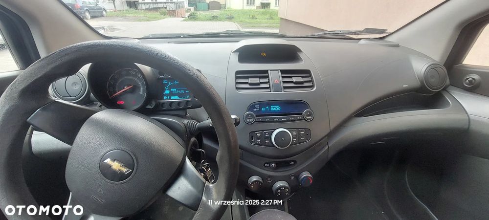 Chevrolet Spark 1.0 Base - 15